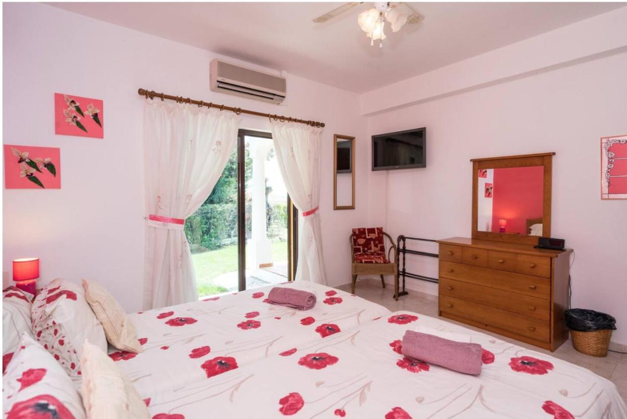 Villa Alegria Лоле Экстерьер фото